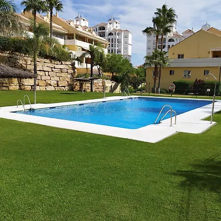 Puertosol 2 아파트 에스테포나