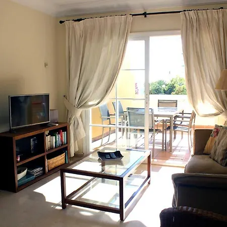 Puertosol 2 아파트 에스테포나